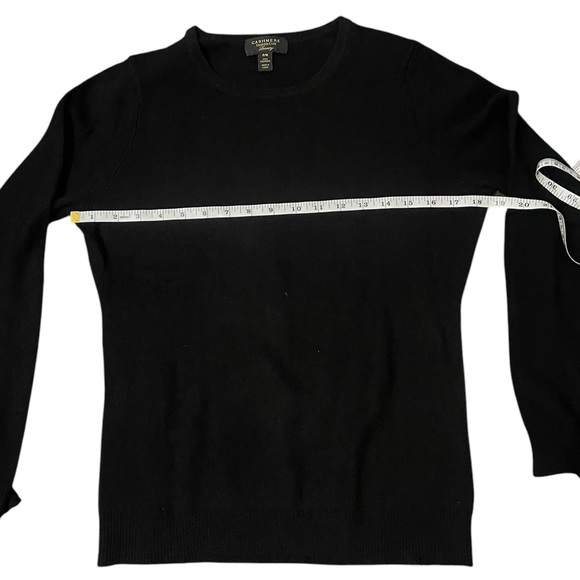 Cashmere Charter Club Luxury Black Sweater Size Medium Petite - Picture 7 of 9